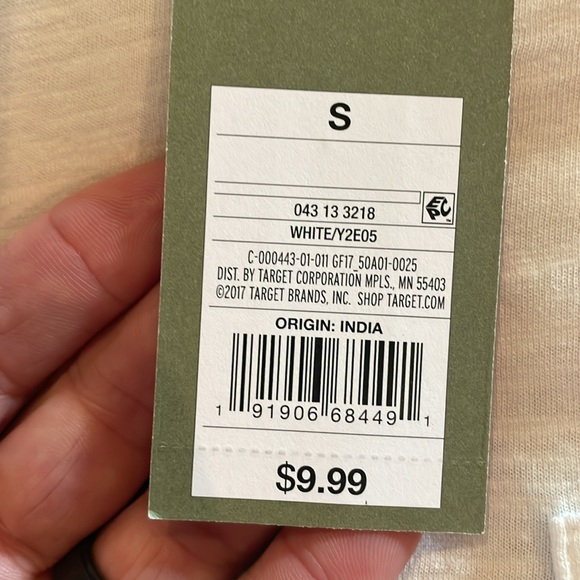 Goodfellow white short sleeve Tshirt w/pocket. Brand new w/ tags. AS. - Picture 6 of 6